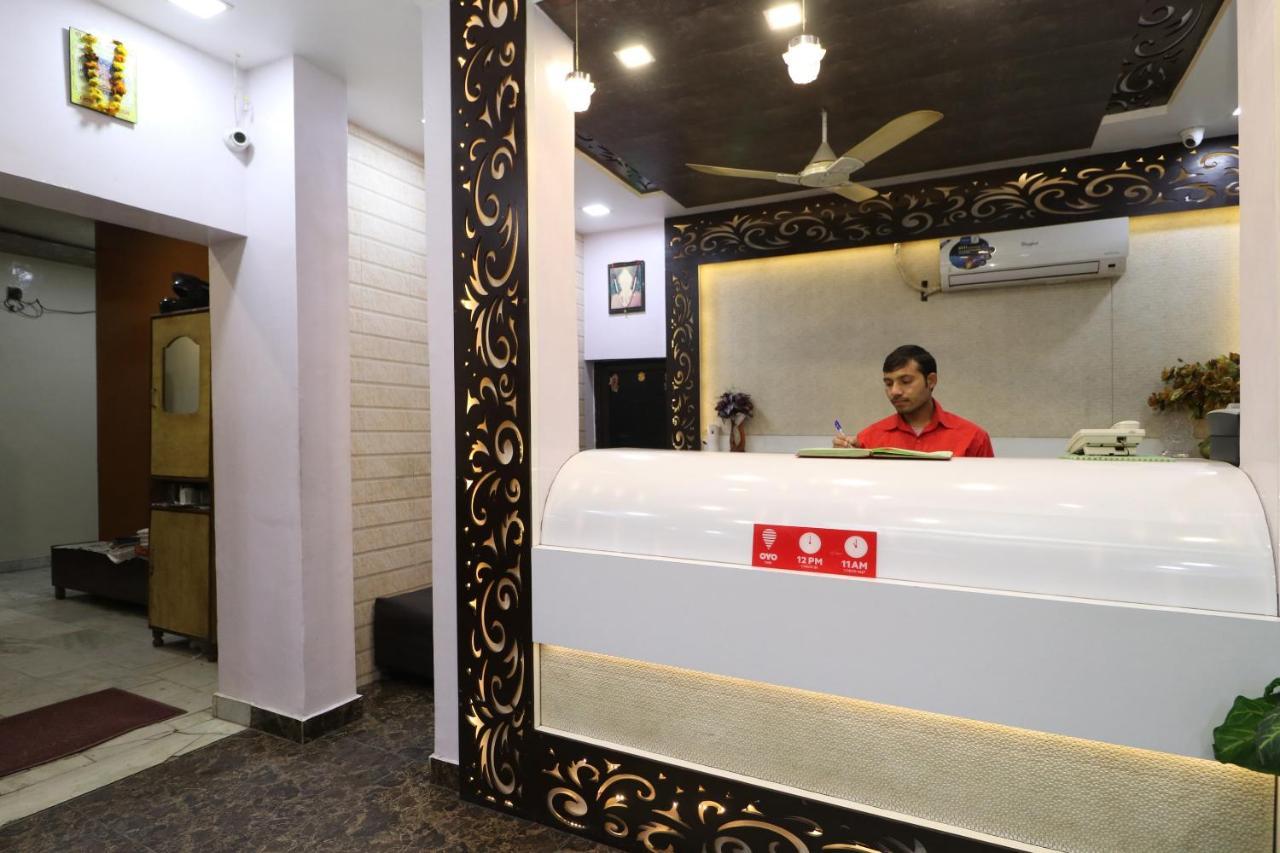 Oyo 29637 Hotel Kakkar Ludhiana Buitenkant foto
