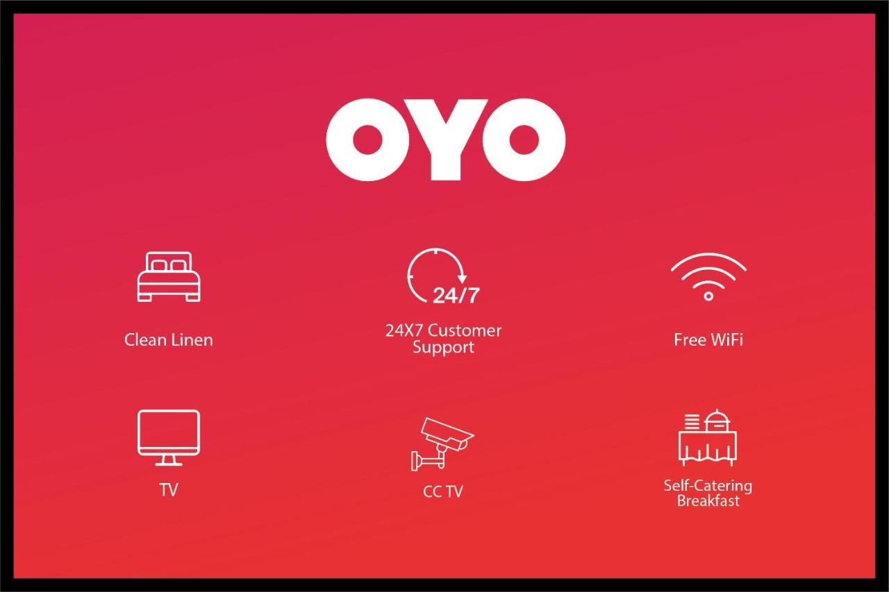 Oyo 29637 Hotel Kakkar Ludhiana Buitenkant foto